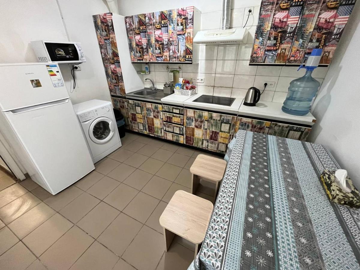 Fox Hostel Kiev Dış mekan fotoğraf